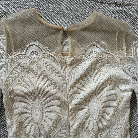 CBR⎪Long Sleeve Lace Dress - Picture 7 of 10